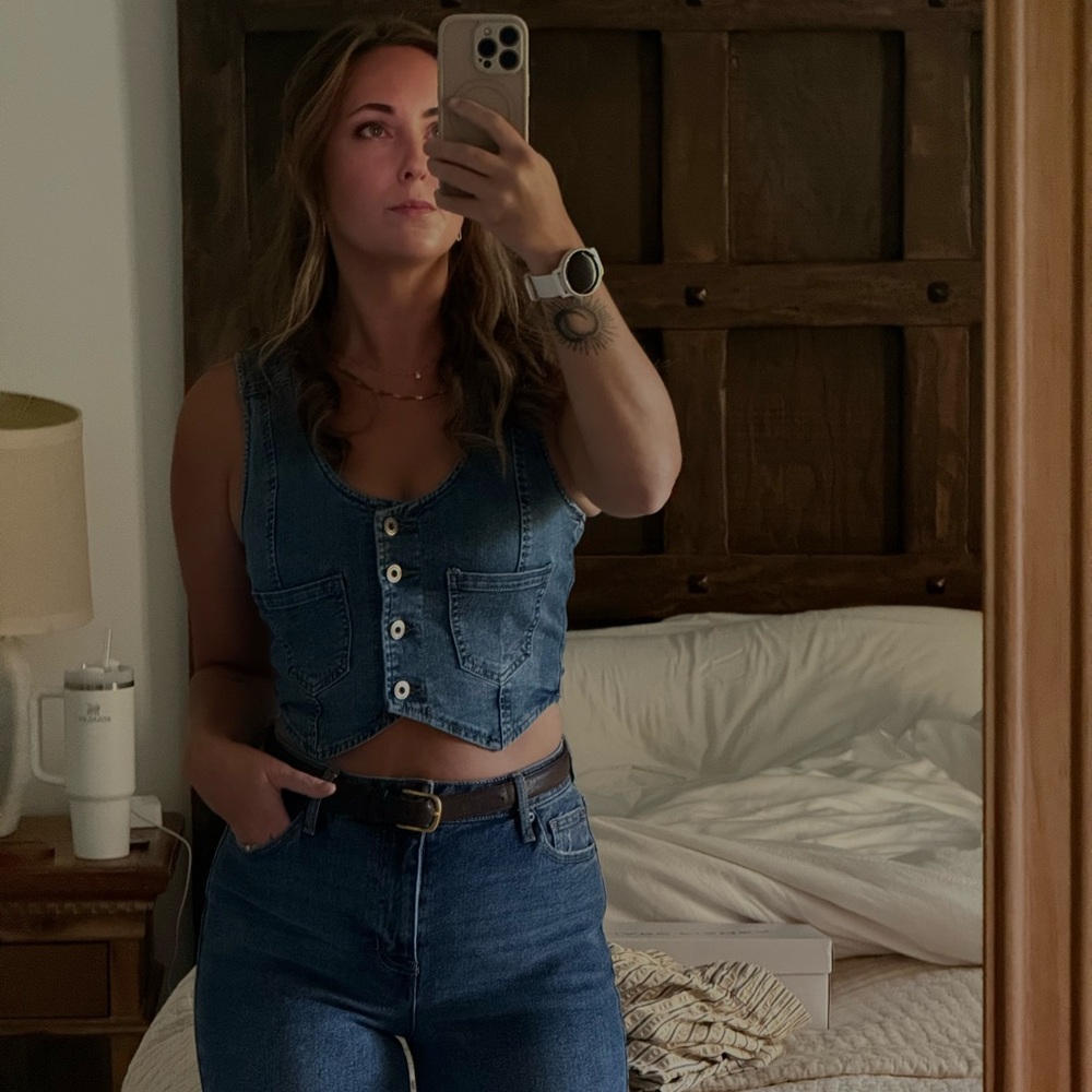 Meet your Posher, Elizabeth Hayden